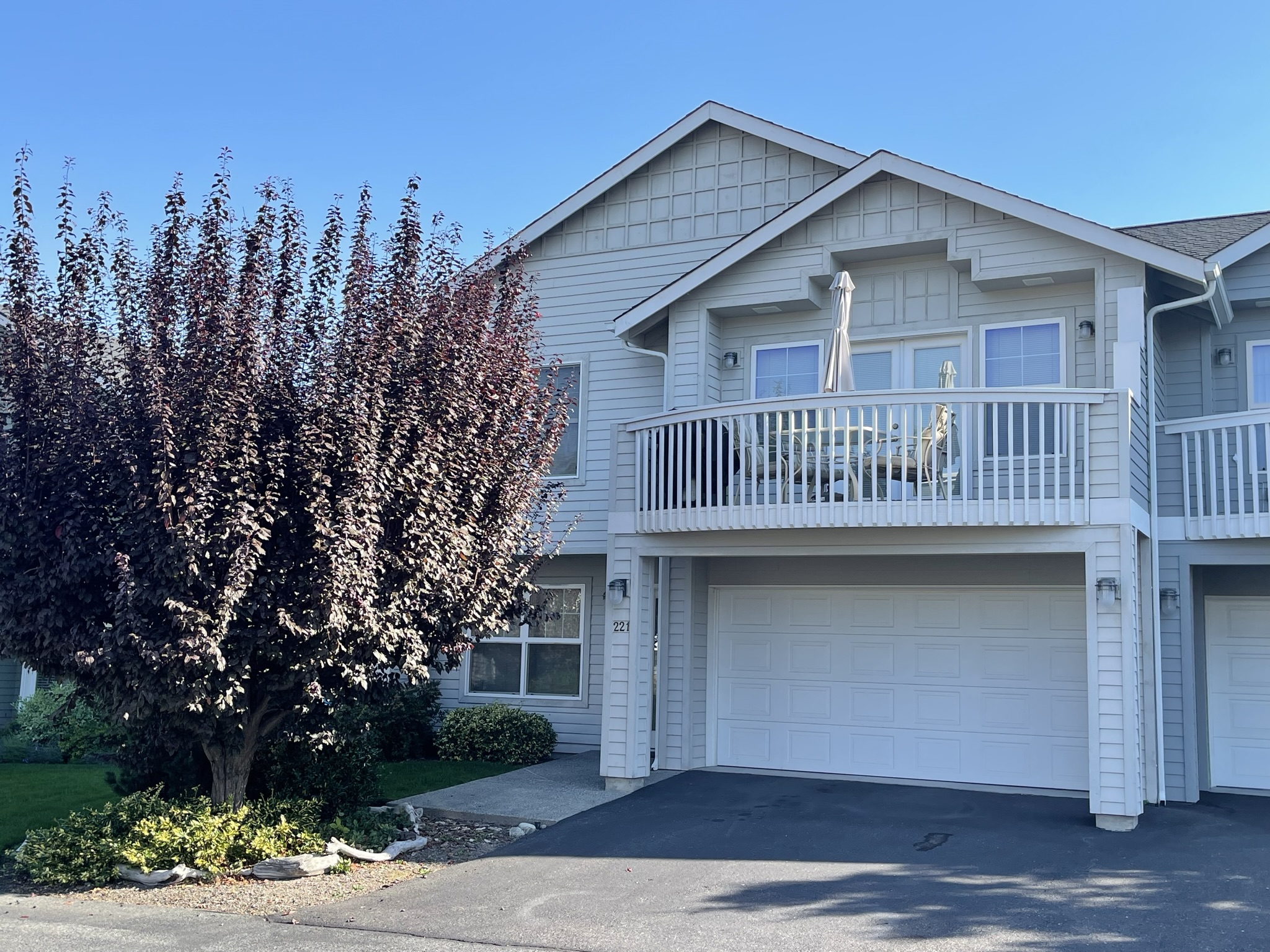 221 Parkway Drive - 1